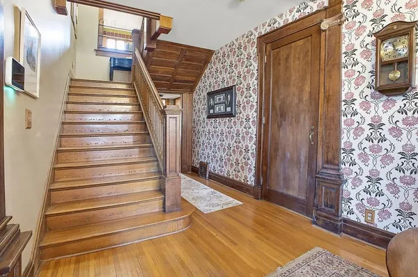 $525,000 | 2028 Clay Street, St. Joseph, MO 64501