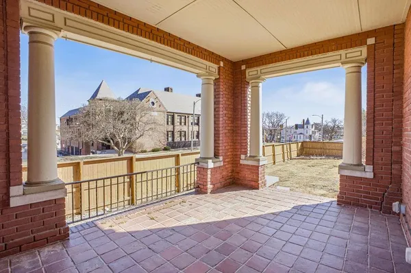 $525,000 | 2028 Clay Street, St. Joseph, MO 64501