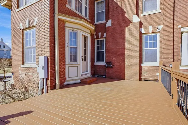 $525,000 | 2028 Clay Street, St. Joseph, MO 64501