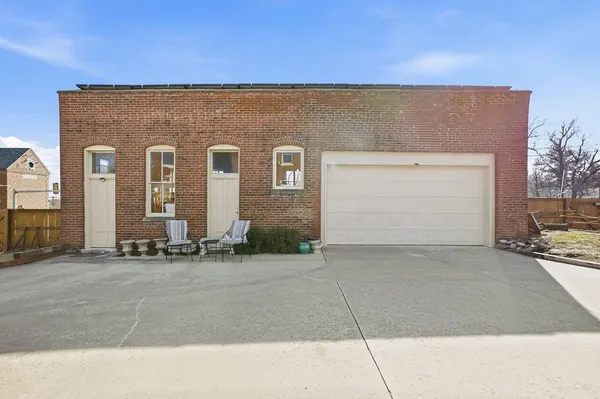 $525,000 | 2028 Clay Street, St. Joseph, MO 64501