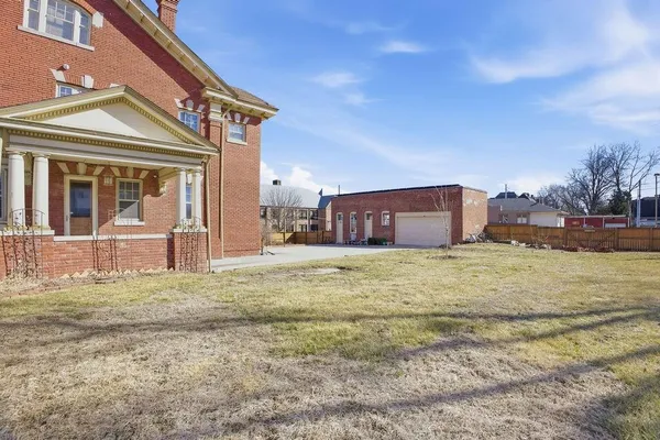 $525,000 | 2028 Clay Street, St. Joseph, MO 64501