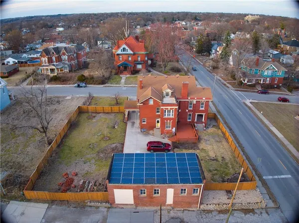 $525,000 | 2028 Clay Street, St. Joseph, MO 64501