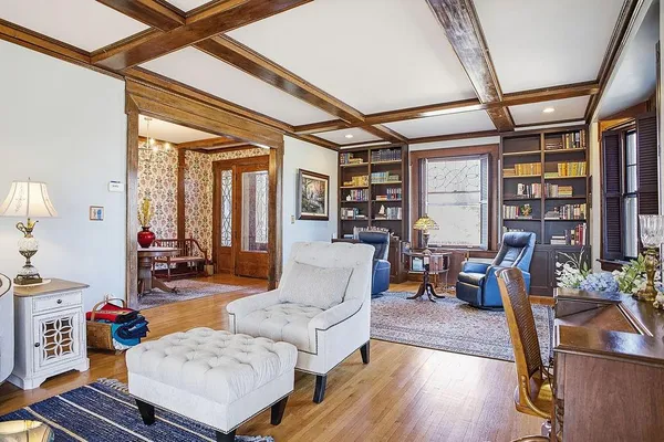 $525,000 | 2028 Clay Street, St. Joseph, MO 64501