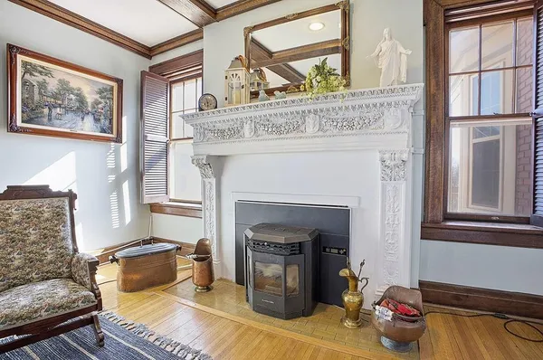 $525,000 | 2028 Clay Street, St. Joseph, MO 64501