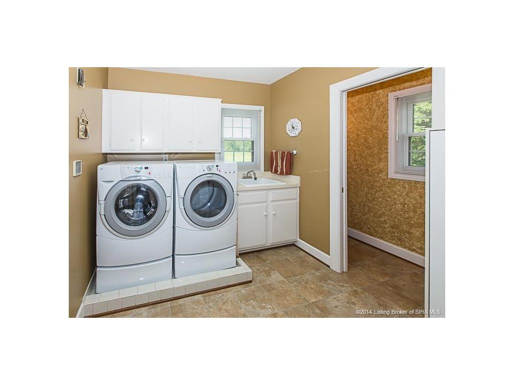 7581 Navilleton Road Floyds Knobs, IN 47119 - Photo 12 of 71 Gallery Image 12