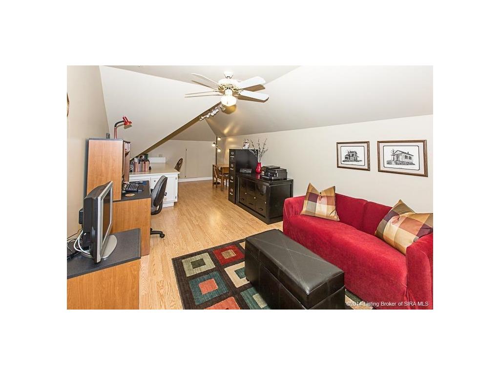 7581 Navilleton Road Floyds Knobs, IN 47119 - Photo 25 of 71 Gallery Image 25