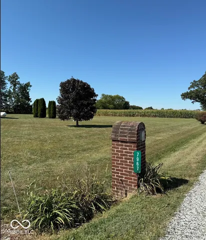 $430,000 | 7967 East 800 North, Falmouth, IN 46127