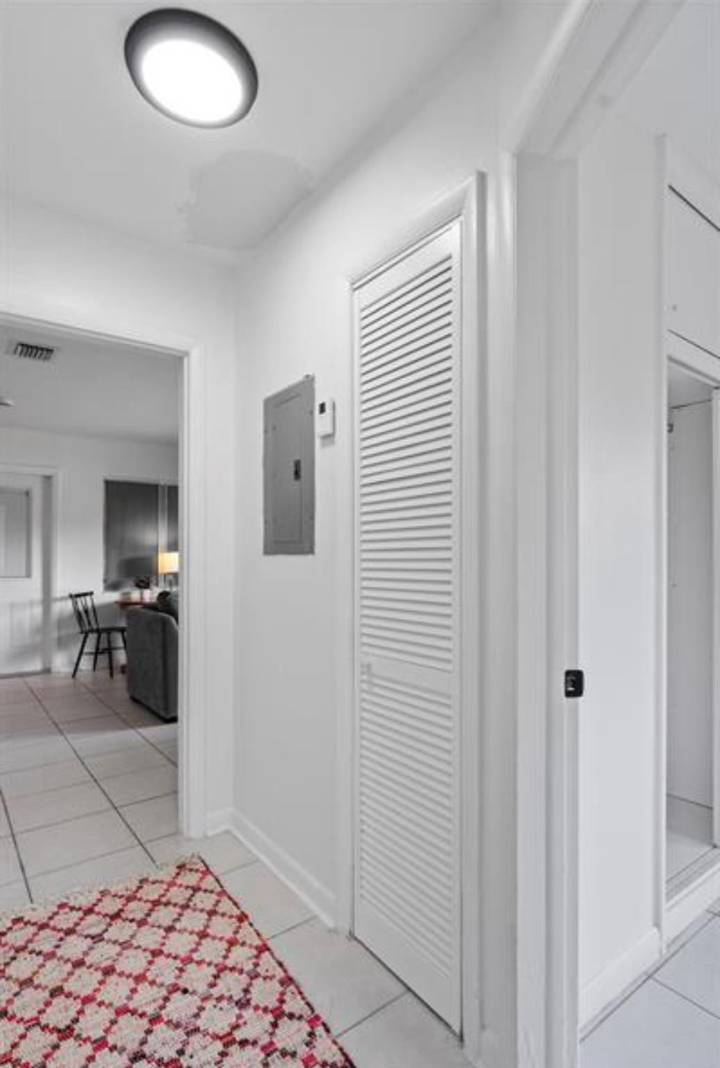 3860 Northeast 23rd Avenue, Unit 4 Lighthouse Point, FL 33064 - Photo 14 of 27 Photo 18