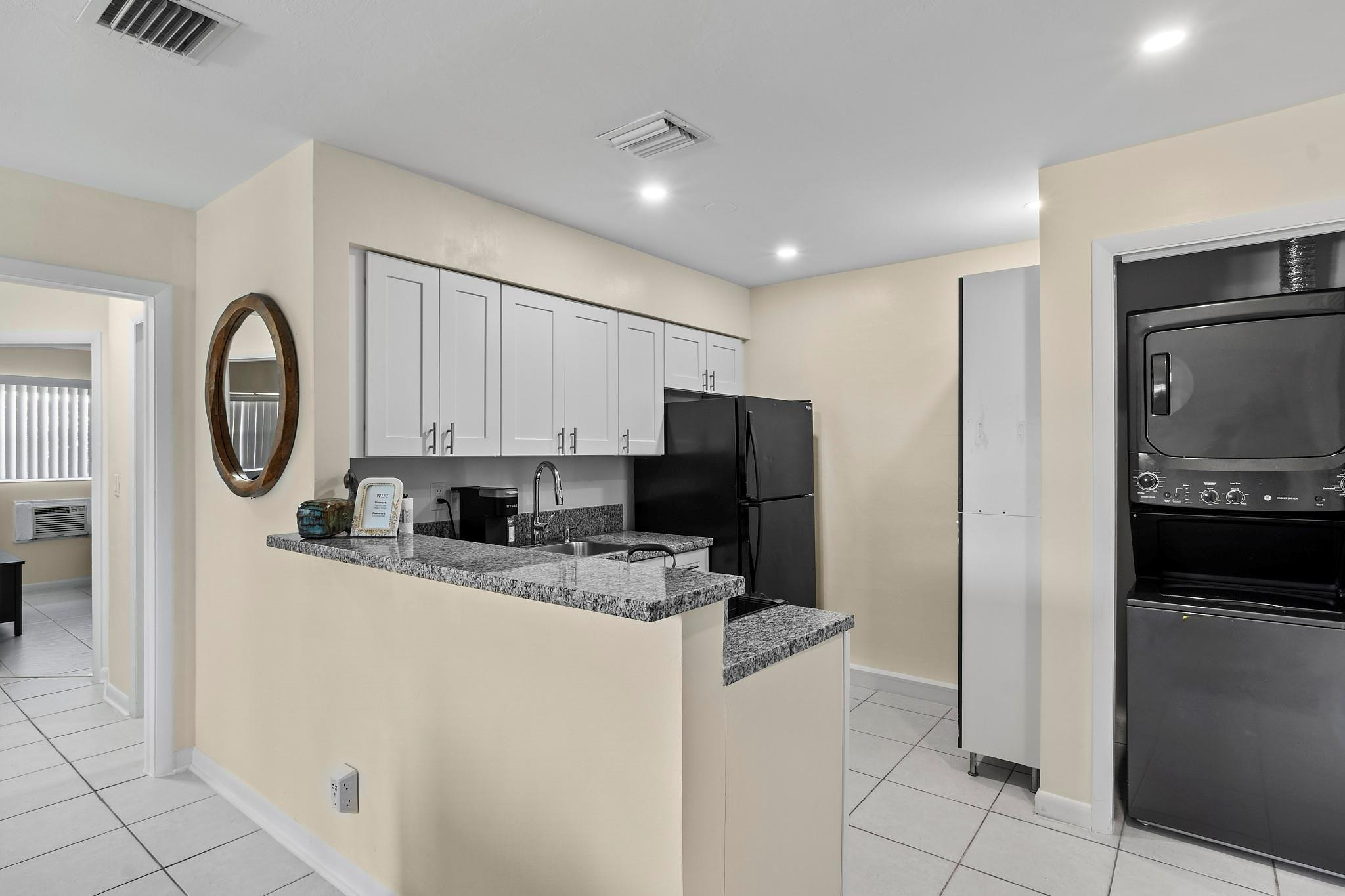3860 Northeast 23rd Avenue, Unit 4 Lighthouse Point, FL 33064 - Photo 9 of 27 Photo 9