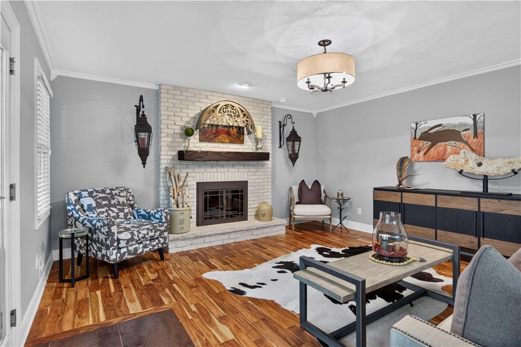 12816 Sagamore Road Leawood, KS 66209 - Photo 8 of 55