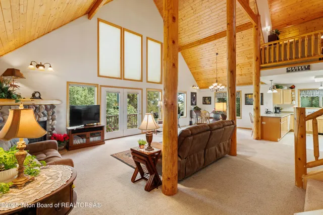 $775,000 | 132 Rainbow Drive, Thayne, WY 83127