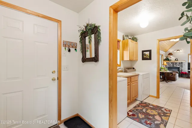 $775,000 | 132 Rainbow Drive, Thayne, WY 83127