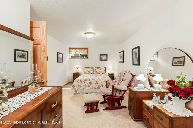 $775,000 | 132 Rainbow Drive, Thayne, WY 83127