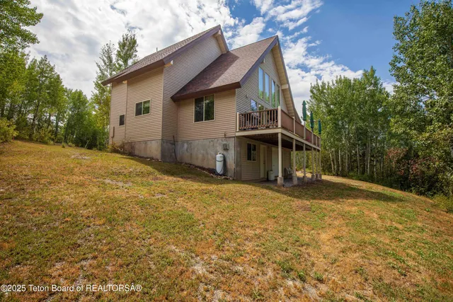 $775,000 | 132 Rainbow Drive, Thayne, WY 83127