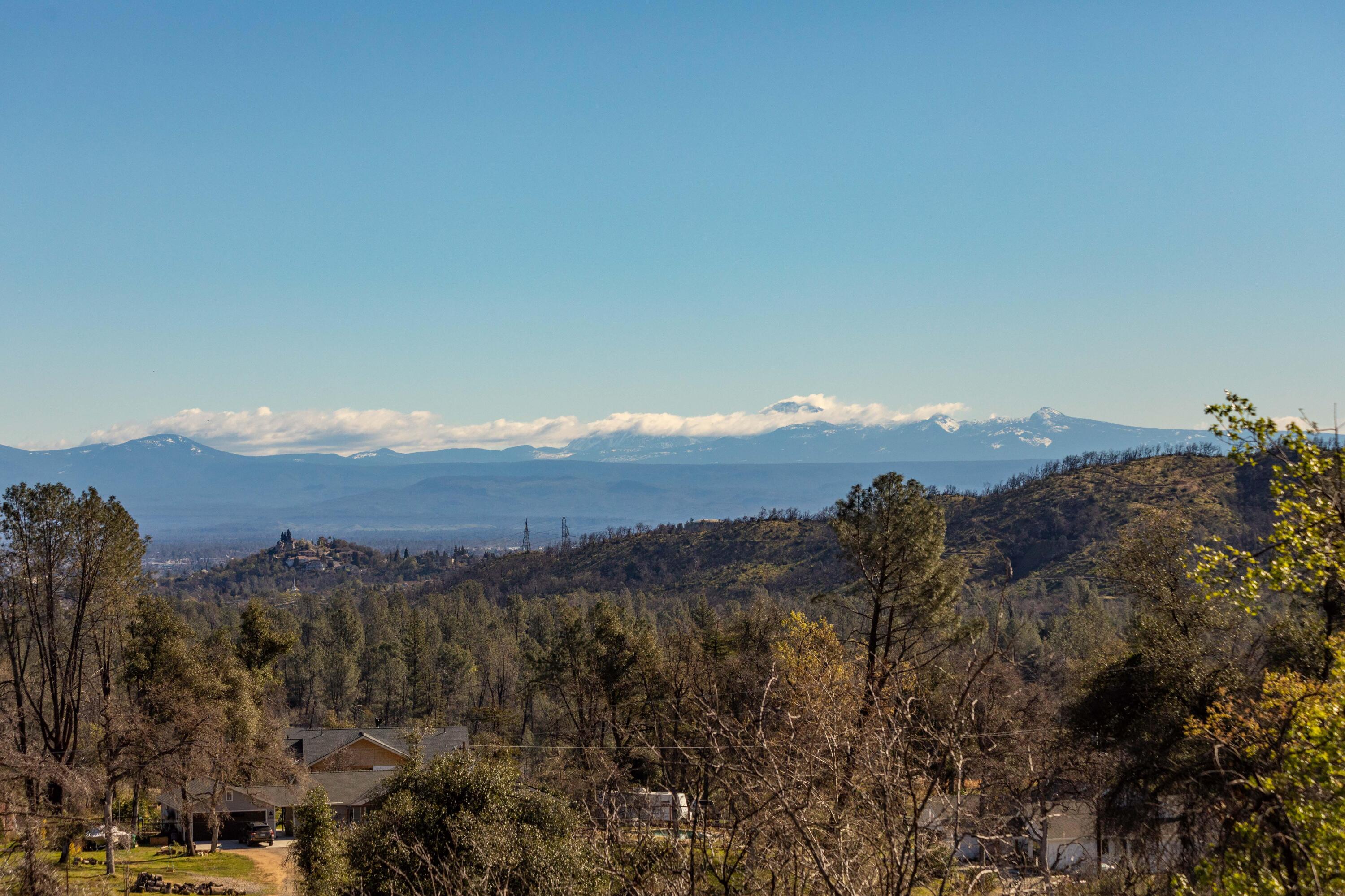 15765 Old Stage Coach Road Redding, CA 96001 - Photo 5 of 10 view to Lassen range