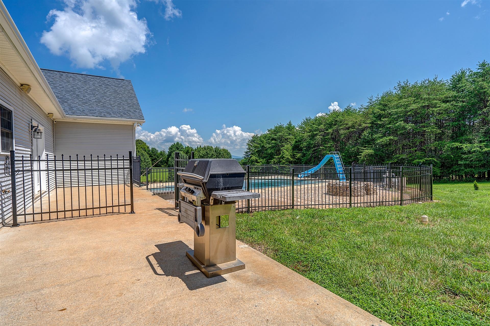 340 Mallard Point Road Wirtz, VA 24184 - Photo 8 of 41 a view of a backyard with sitting area