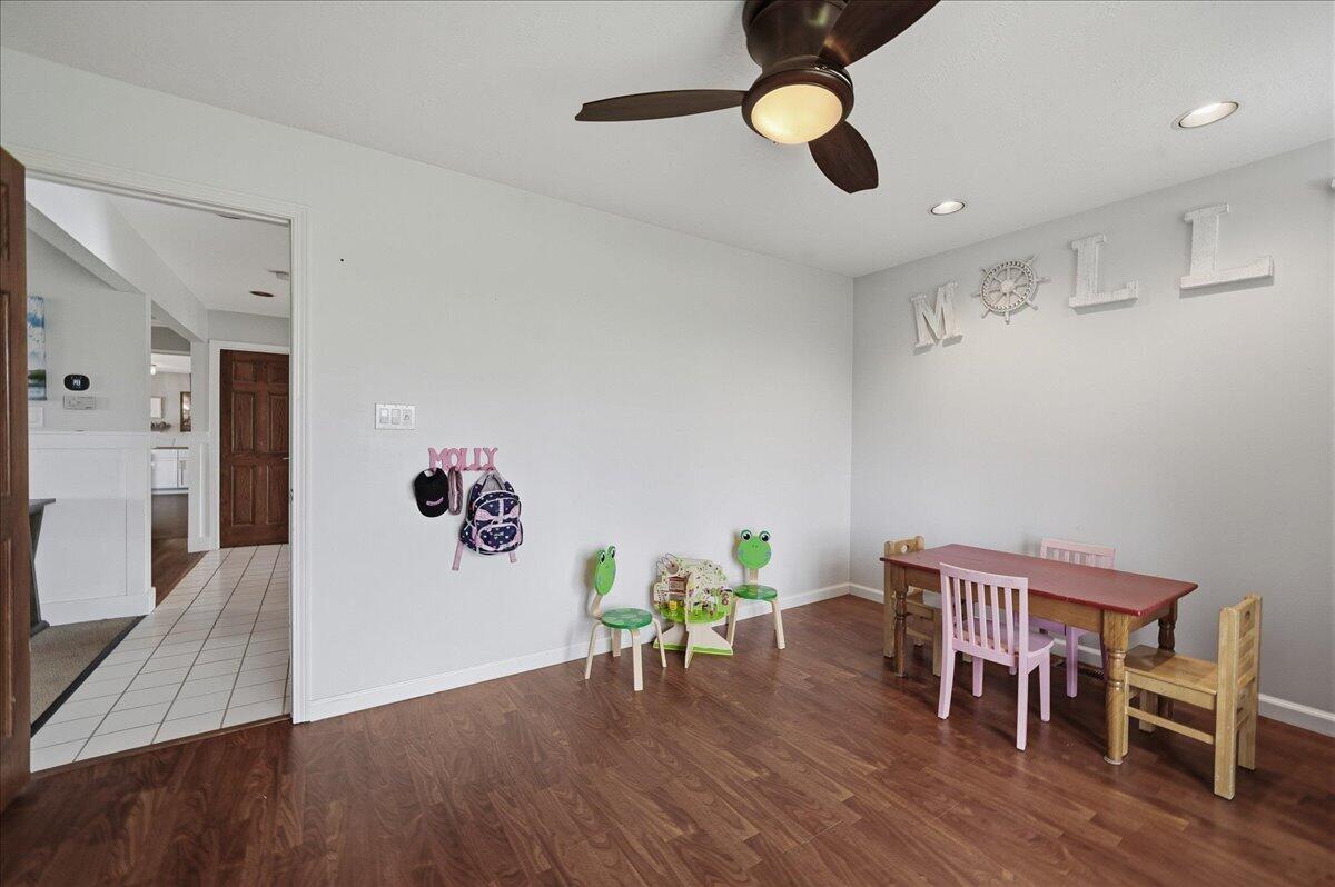 426 Laurel Lane Valparaiso, IN 46385 - Photo 19 of 48 a view of livingroom with furniture and wooden floor