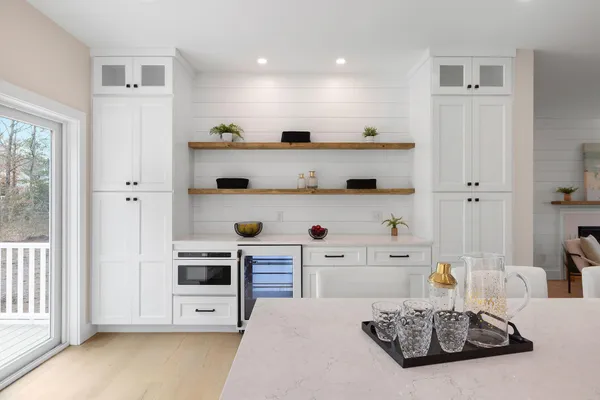 $1,350,000 | 817 Race Lane, Marstons Mills, MA 02648