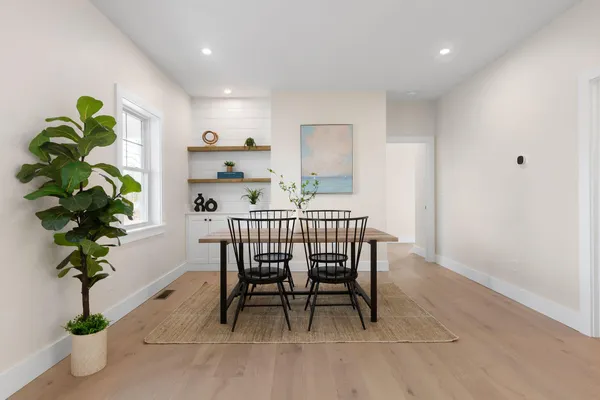 $1,350,000 | 817 Race Lane, Marstons Mills, MA 02648