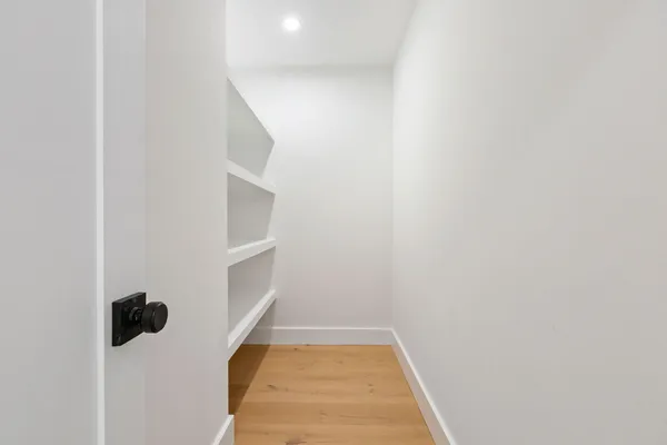 $1,350,000 | 817 Race Lane, Marstons Mills, MA 02648