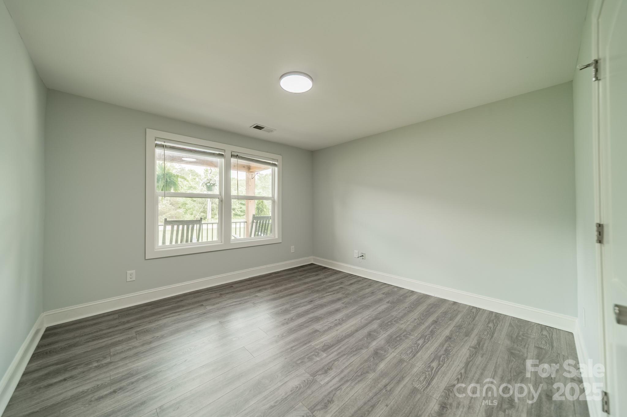 7901 Reames Road Charlotte, NC 28216 - Photo 20 of 28 Gallery Image 20