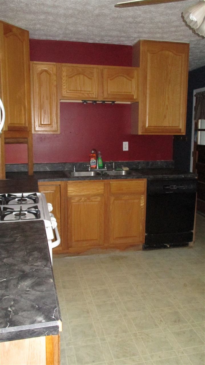 6335 West Division Line Road Delphi, IN 46923 - Photo 5 of 11 Gallery Image 5