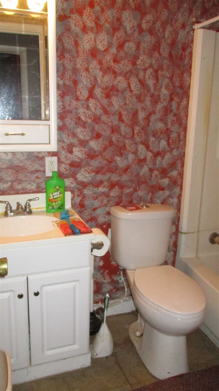 6335 West Division Line Road Delphi, IN 46923 - Photo 8 of 11 Gallery Image 8