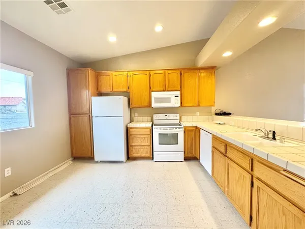 $1,075 | 781 East San Lorenzo Street, Pahrump, NV 89048