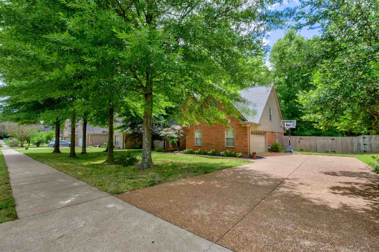 3727 Haynes Road Bartlett, TN 38133 - Photo 2 of 25 Gallery Image 2