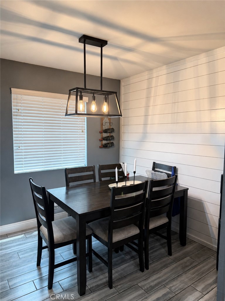 7258 Exeter Street, Unit 6 Paramount, CA 90723 - Photo 3 of 14 Dining Area