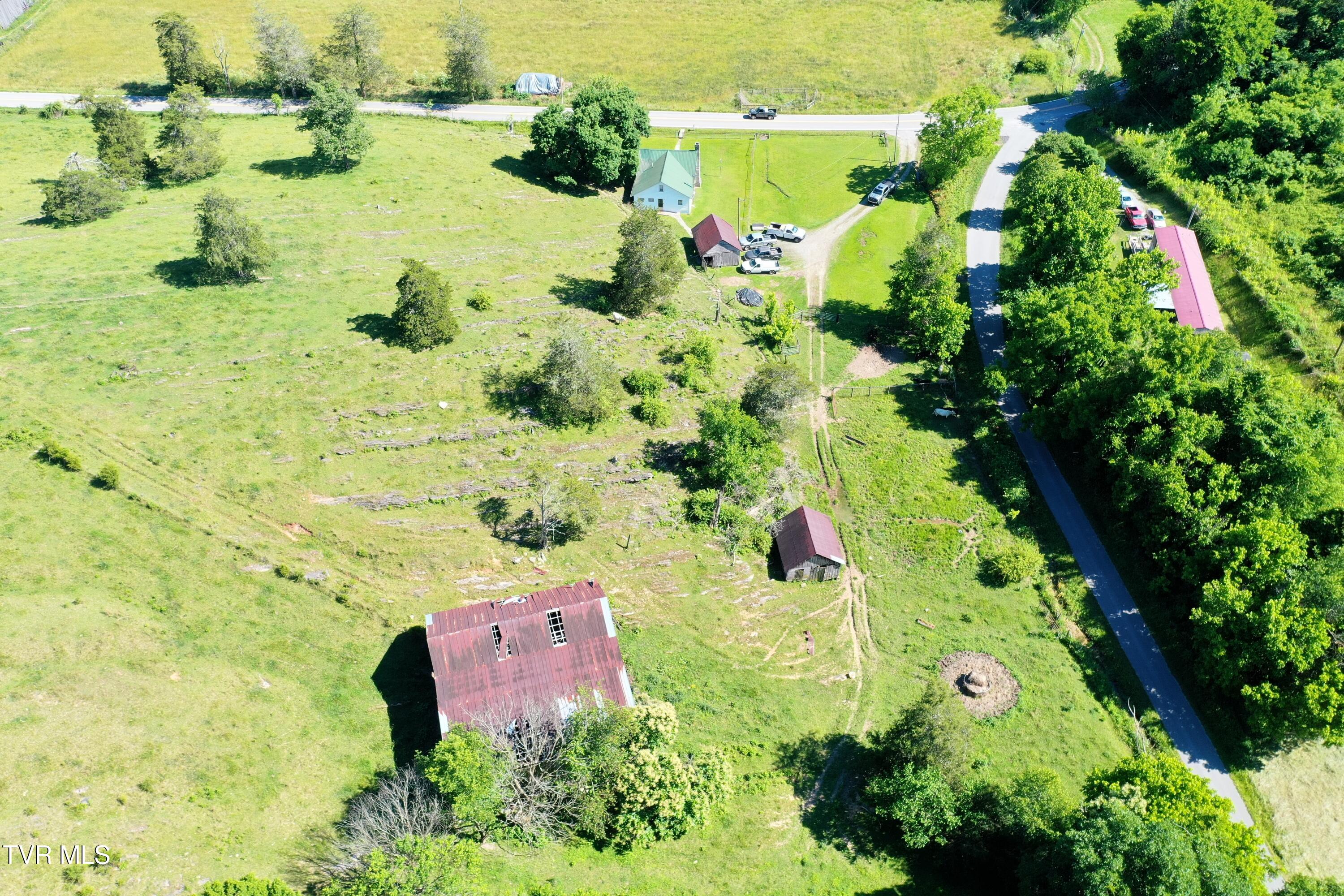 3956 Mulberry Gap Road Sneedville, TN 37869 - Photo 10 of 37 DJI_0899
