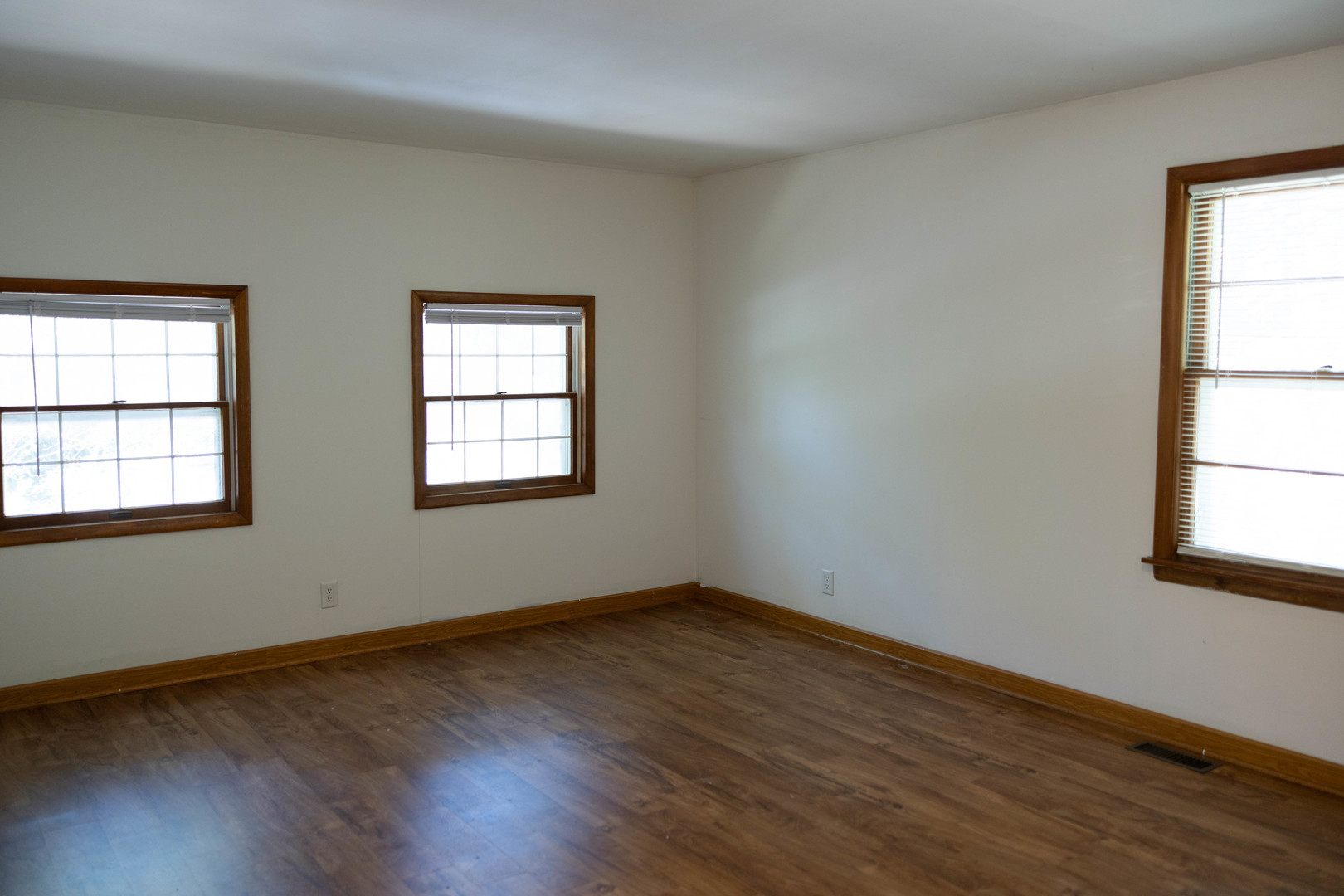436 Russell Road DeKalb, IL 60115 - Photo 29 of 45 Gallery Image 29