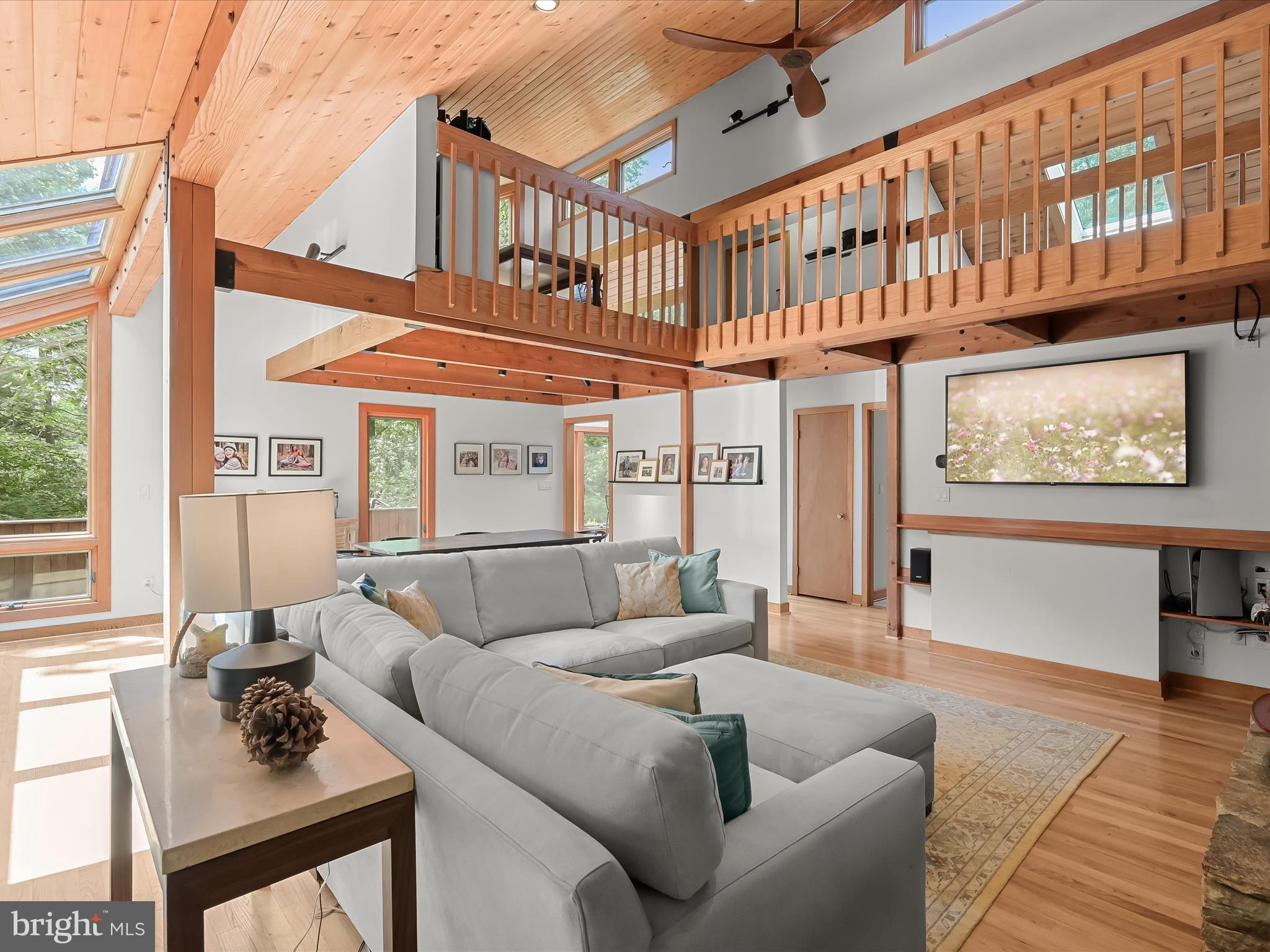 11944 Simpson Road Clarksville, MD 21029 - Photo 12 of 105 Living Room