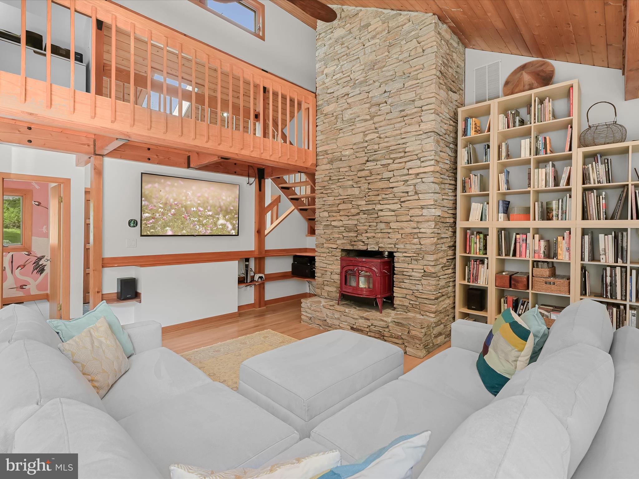 11944 Simpson Road Clarksville, MD 21029 - Photo 13 of 105 Living Room