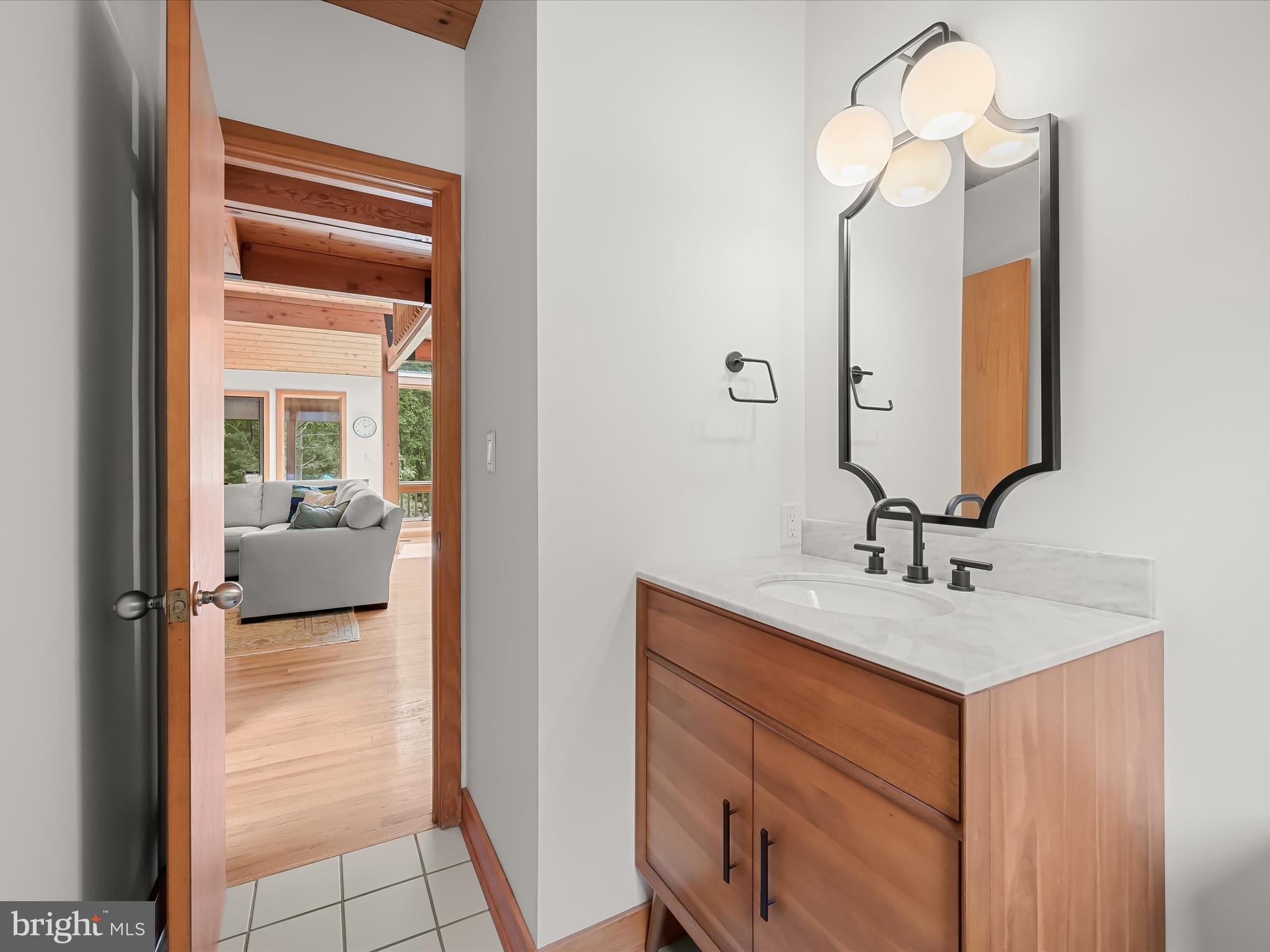 11944 Simpson Road Clarksville, MD 21029 - Photo 30 of 105 Half Bathroom