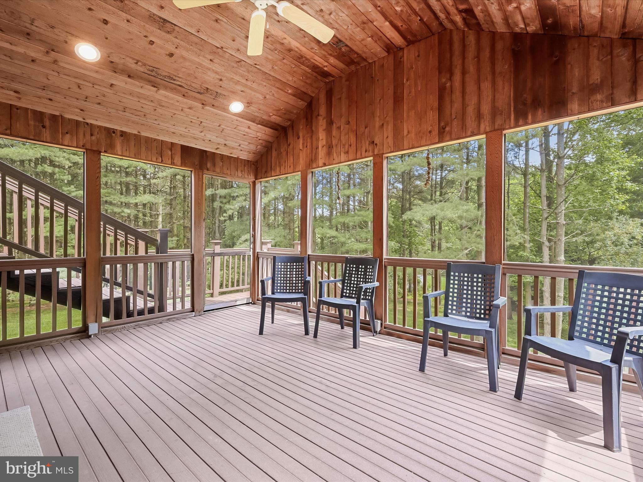 11944 Simpson Road Clarksville, MD 21029 - Photo 31 of 105 Screened Porch