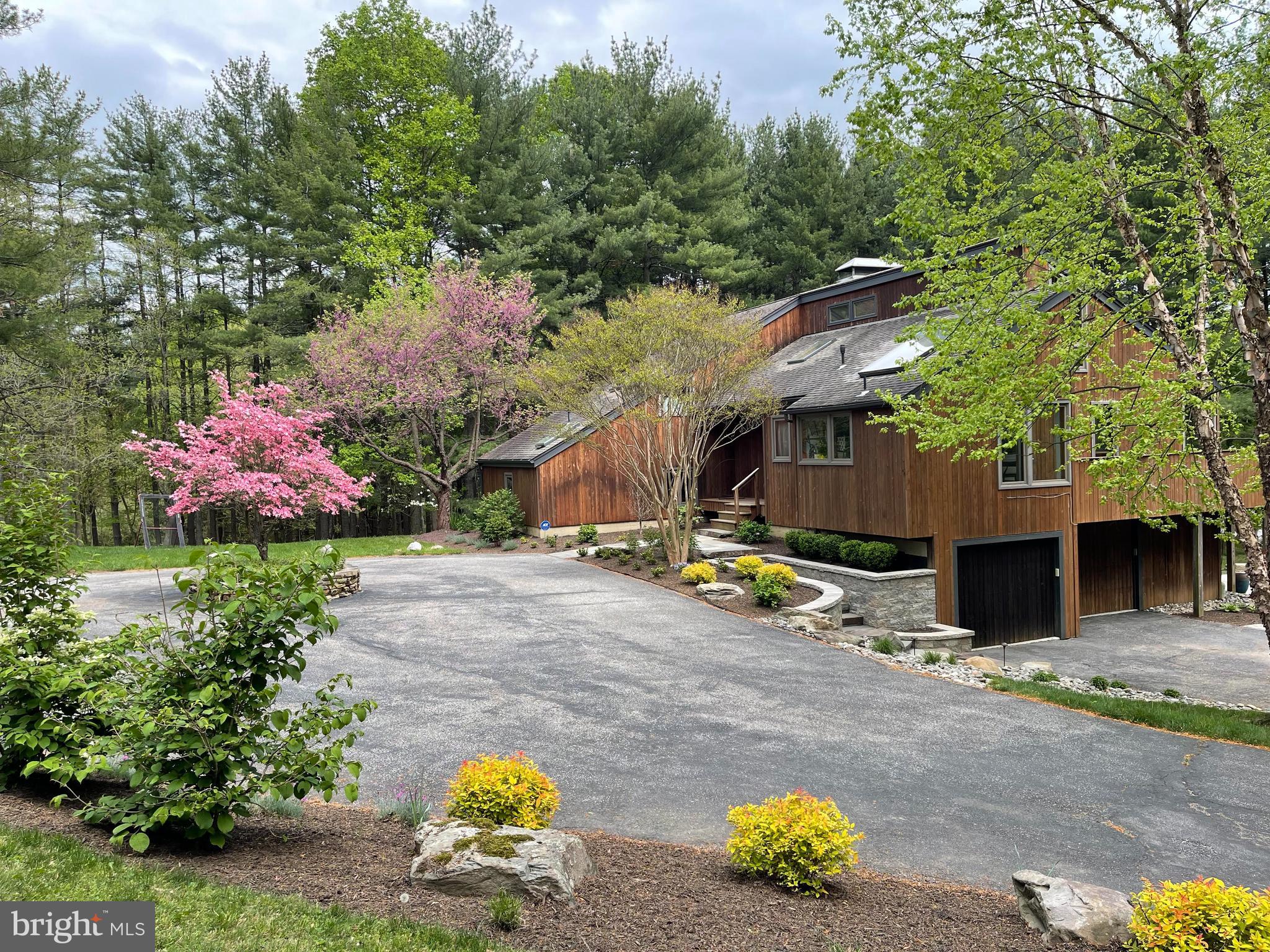 11944 Simpson Road Clarksville, MD 21029 - Photo 4 of 105 Drive and front elevation