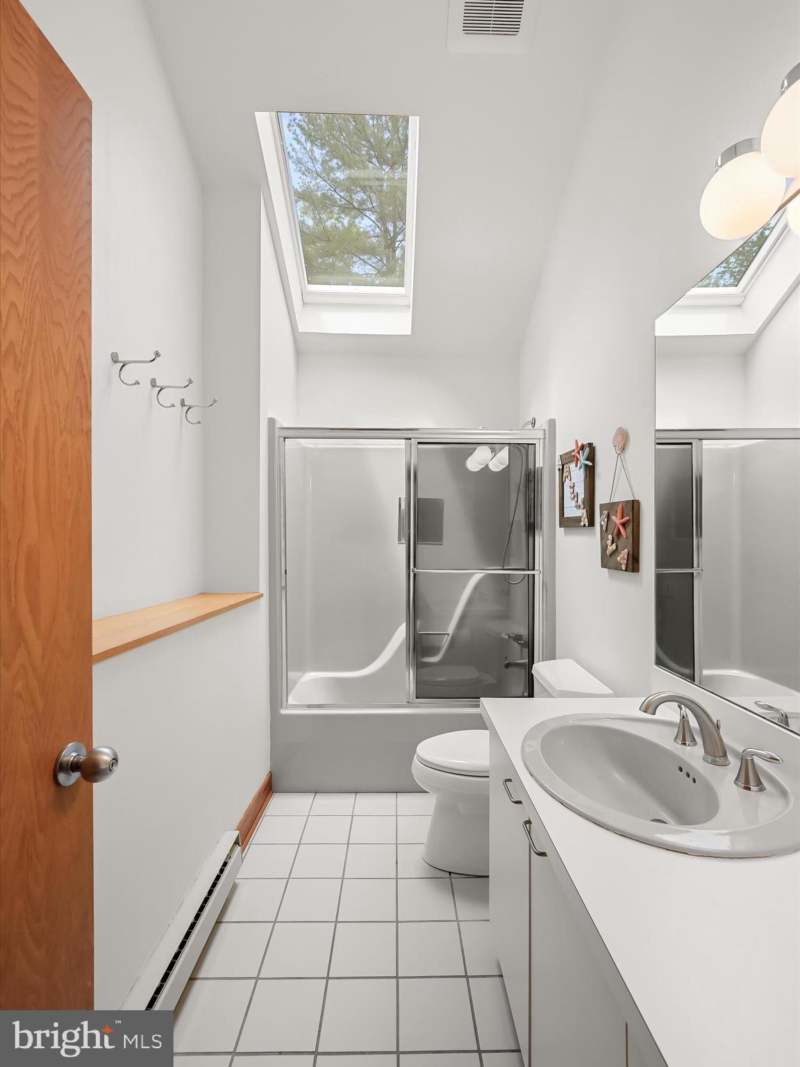 11944 Simpson Road Clarksville, MD 21029 - Photo 43 of 105 Full Bathroom