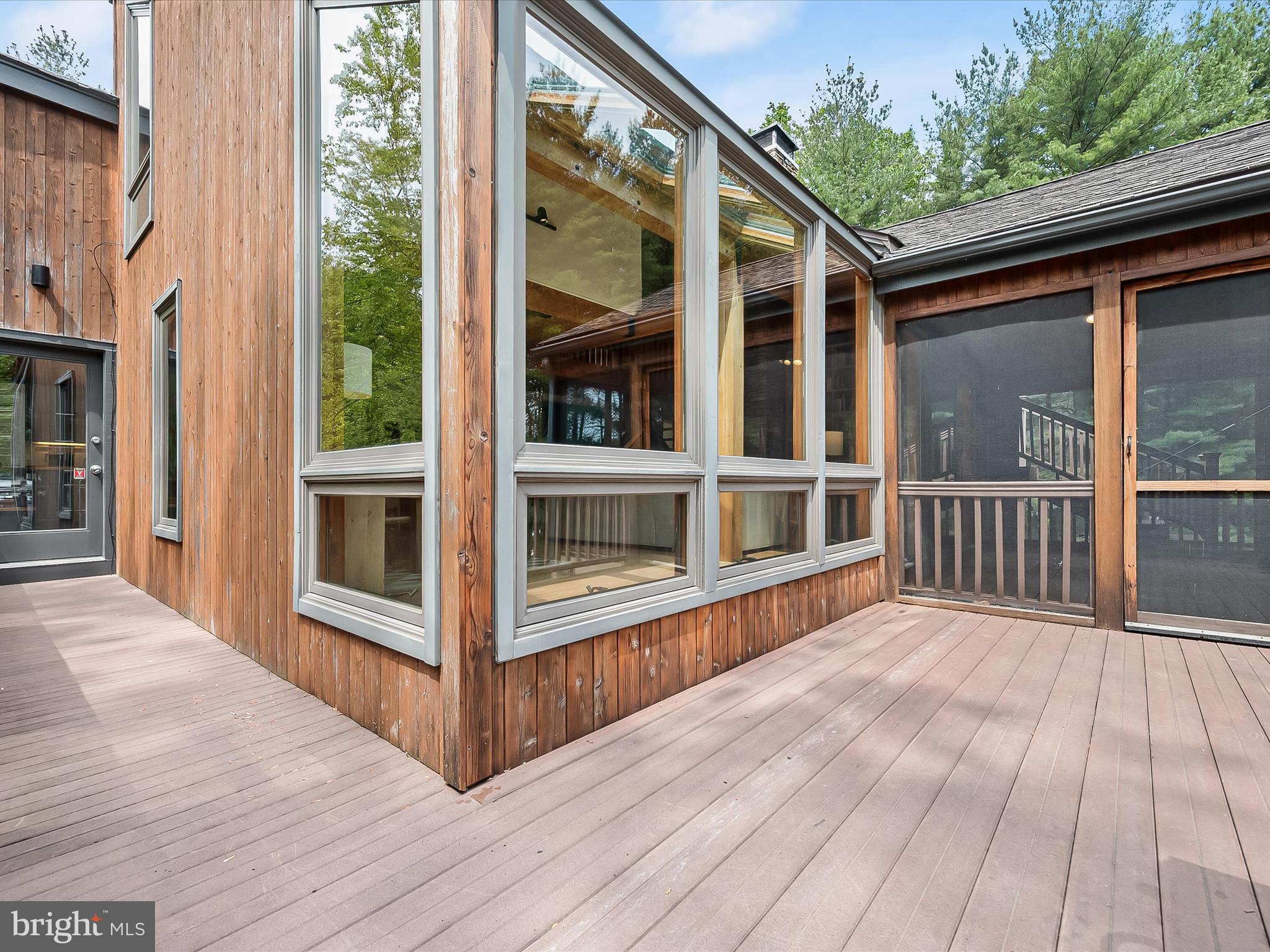 11944 Simpson Road Clarksville, MD 21029 - Photo 63 of 105 Deck