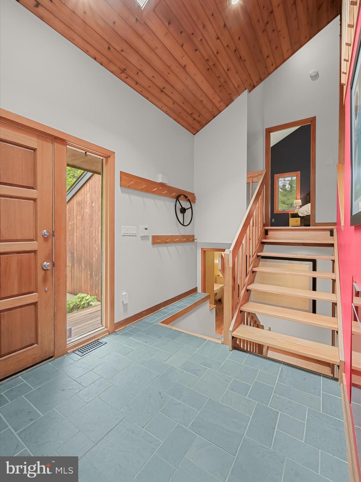 11944 Simpson Road Clarksville, MD 21029 - Photo 8 of 105 Foyer