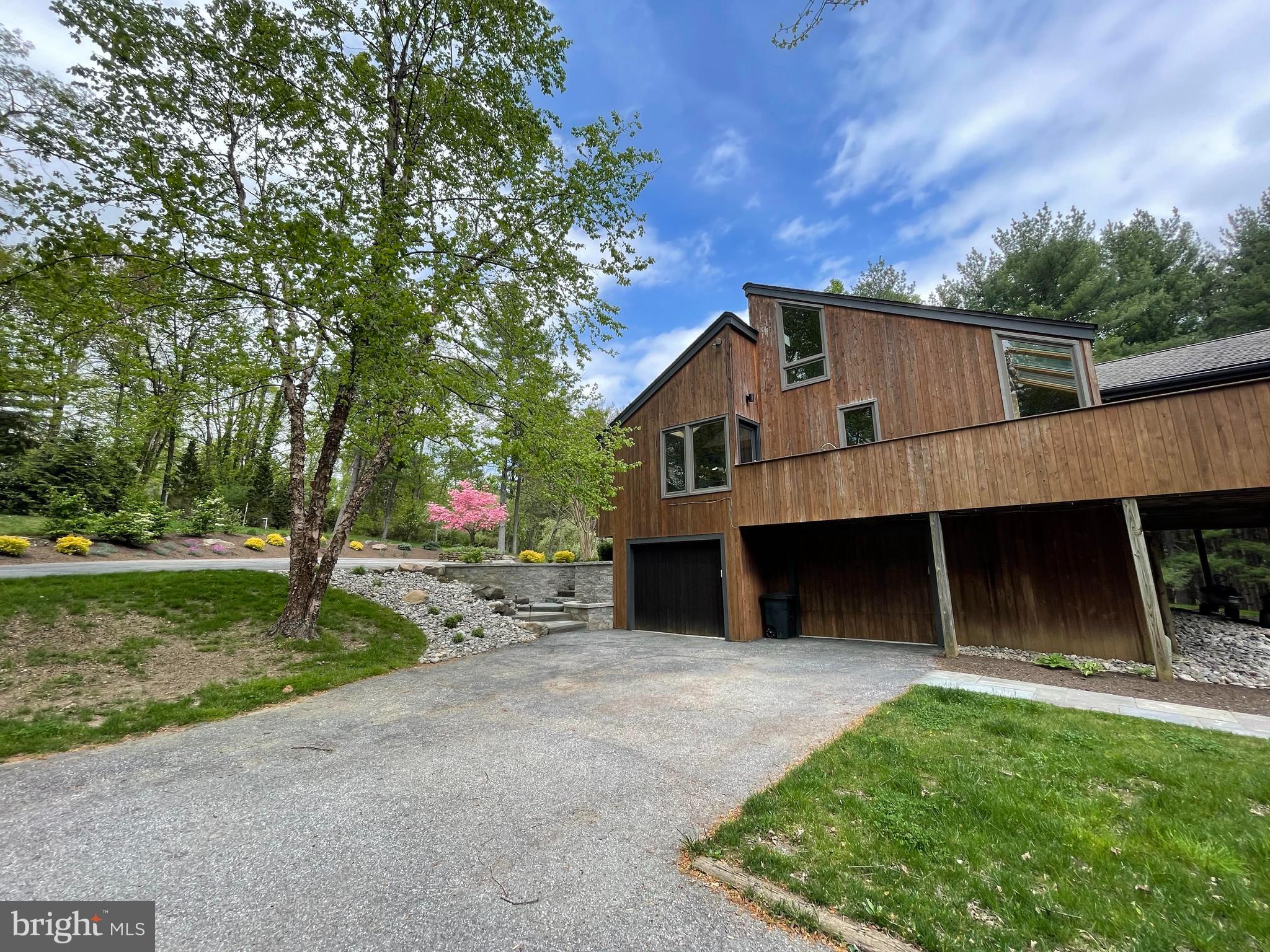 11944 Simpson Road Clarksville, MD 21029 - Photo 82 of 105 Garage and oversized driveway