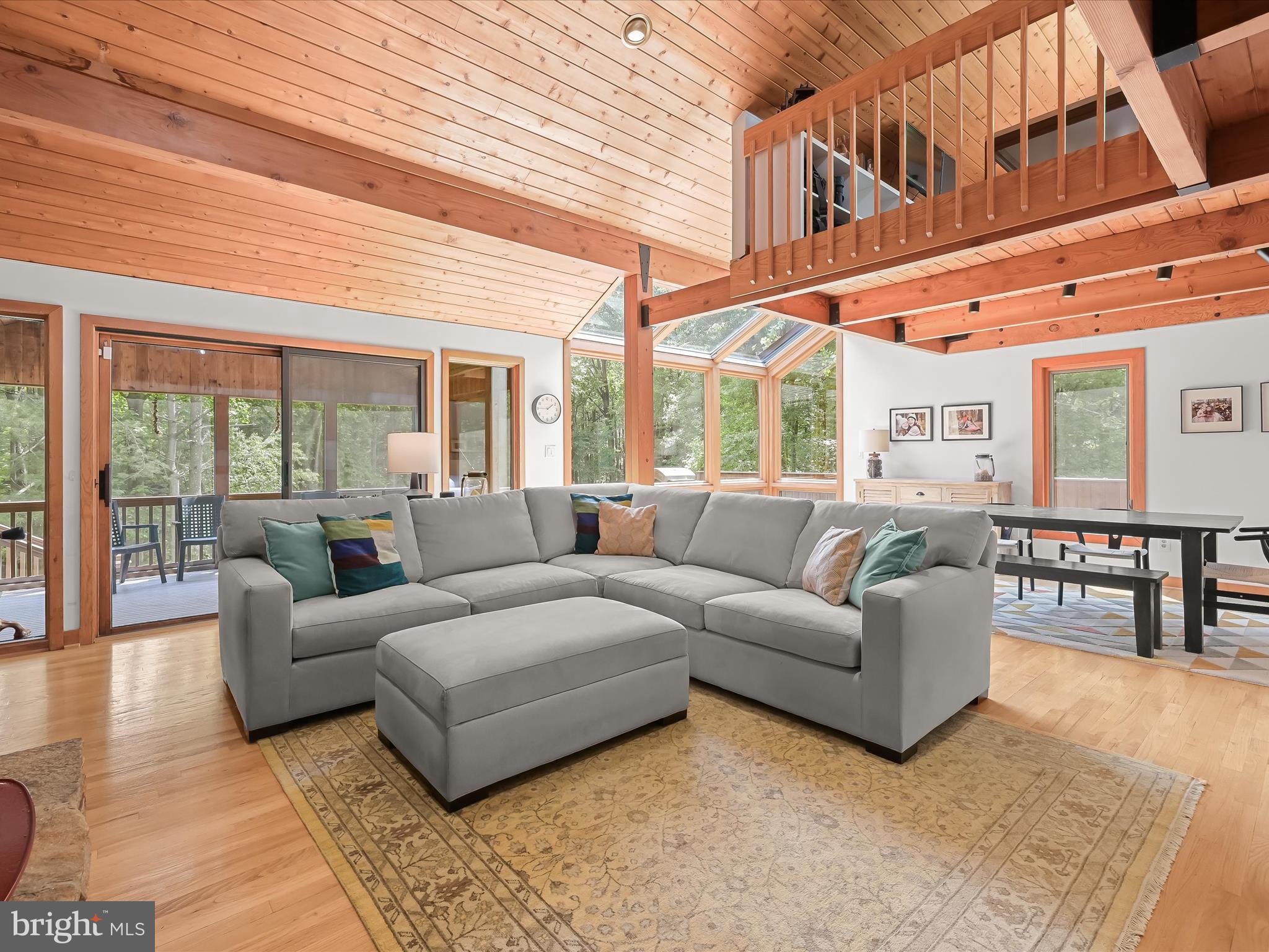 11944 Simpson Road Clarksville, MD 21029 - Photo 10 of 105 Living Room