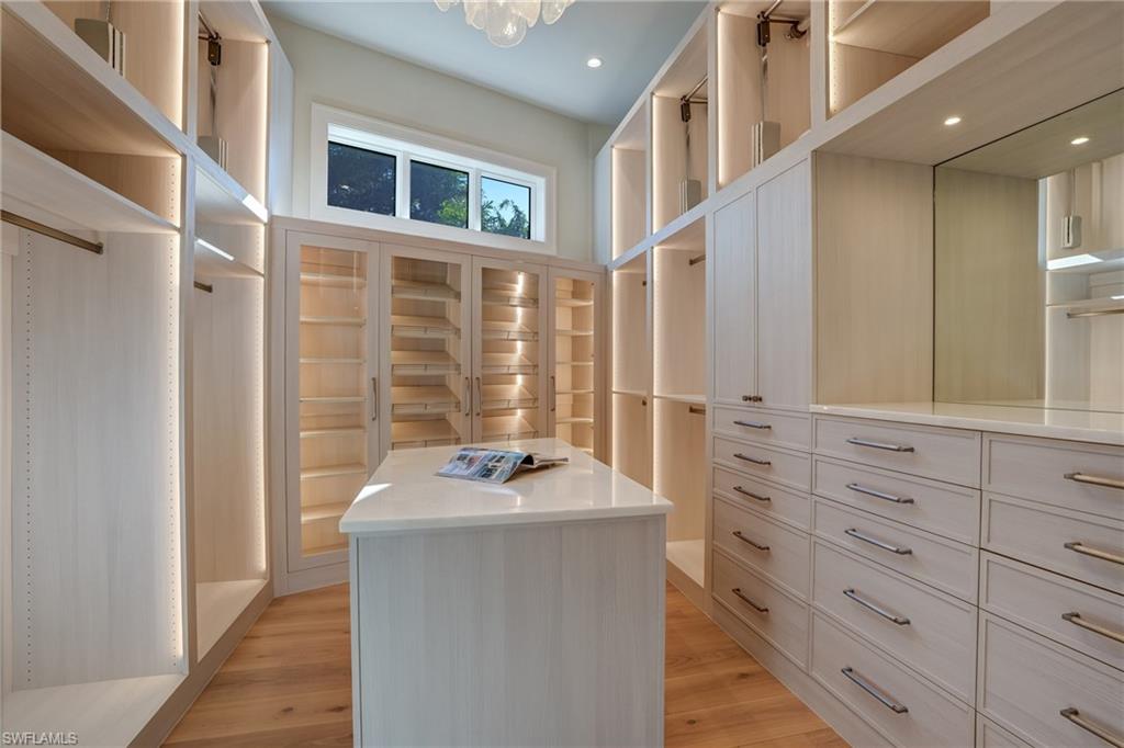 436 Putter Point Court Naples, FL 34103 - Photo 25 of 50 Gallery Image 25