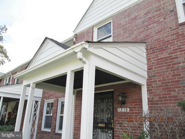 1319 Pentwood Road Baltimore, MD 21239 - Photo 2 of 18 Exterior (Front)