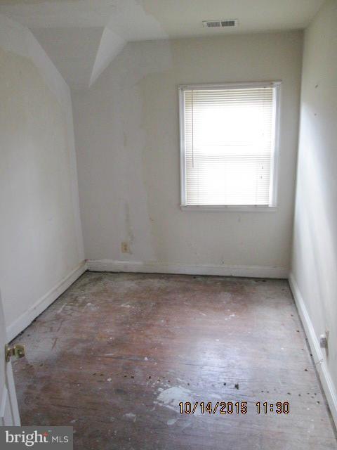 1319 Pentwood Road Baltimore, MD 21239 - Photo 11 of 18 Bedroom 1