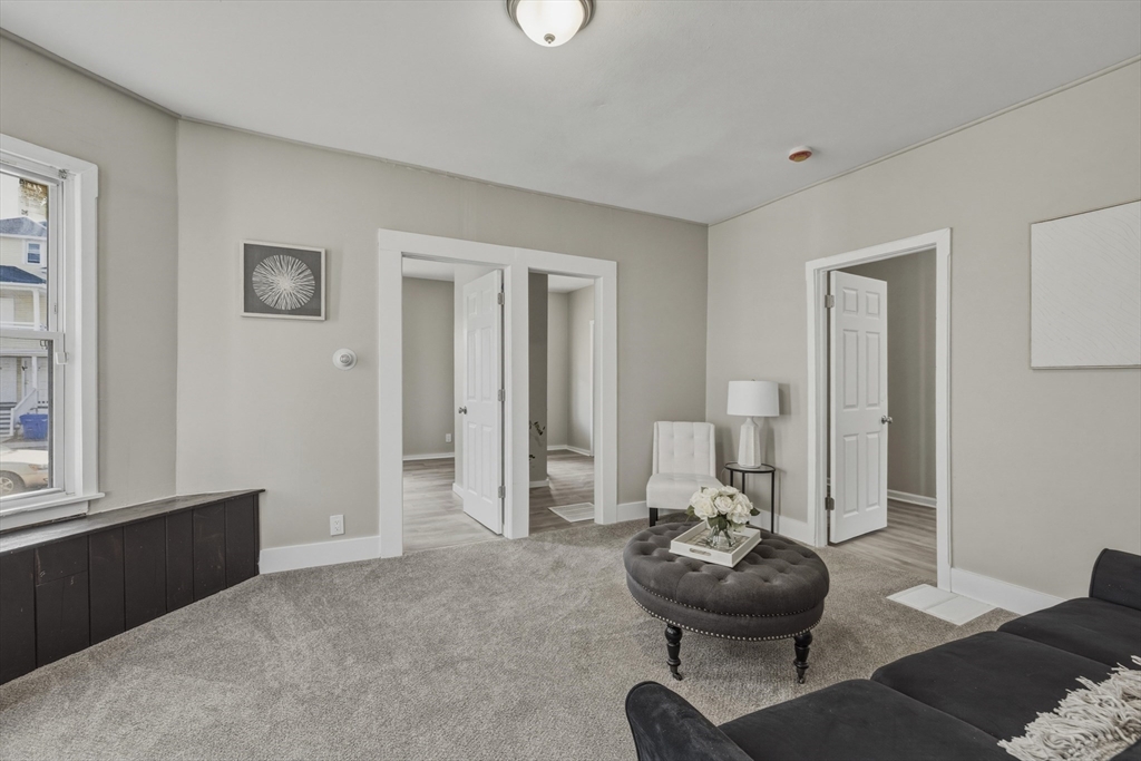 207-209 White Street Springfield, MA 01108 - Photo 6 of 35