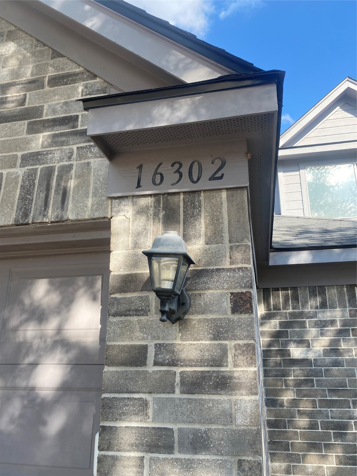 16302 Embry Hills Drive Houston, TX 77073 - Photo 3 of 16 a view of entryway