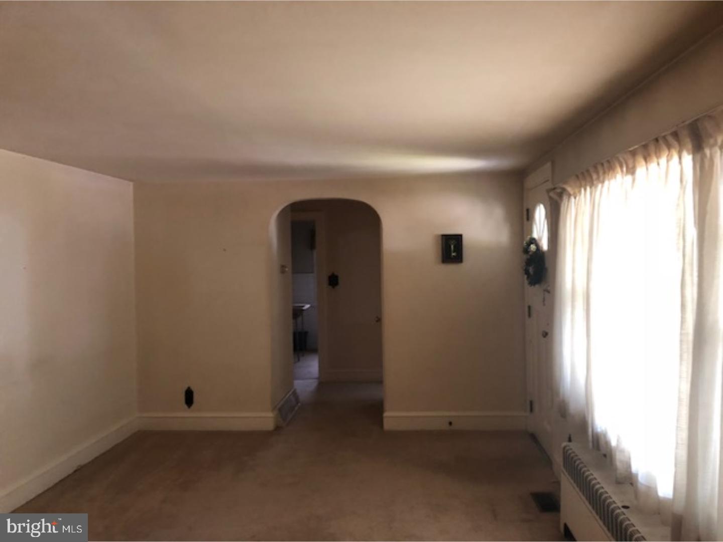 246 Giles Road Bridgeton, NJ 08302 - Photo 5 of 19 Living Room