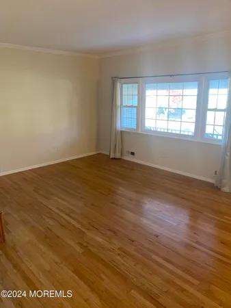 $3,500 | 105 Suburban Drive, Toms River, NJ 08753