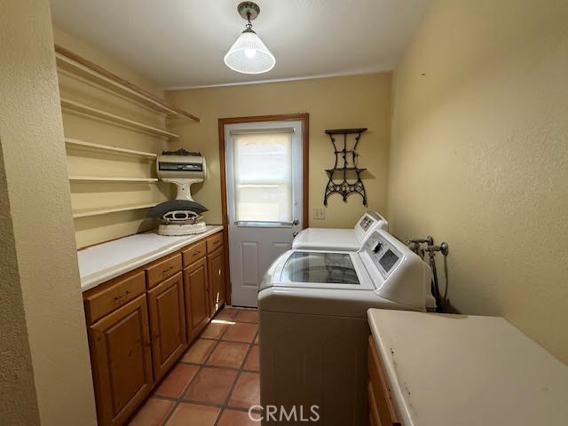 40995 Vía Fernando Temecula, CA 92592 - Photo 26 of 52 a utility room with sink dryer and washer